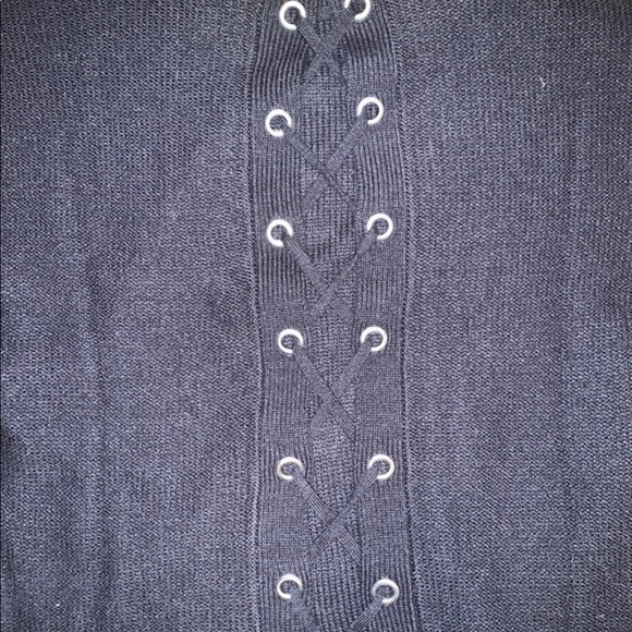 Navy back tie sweater - Picture 6 of 6